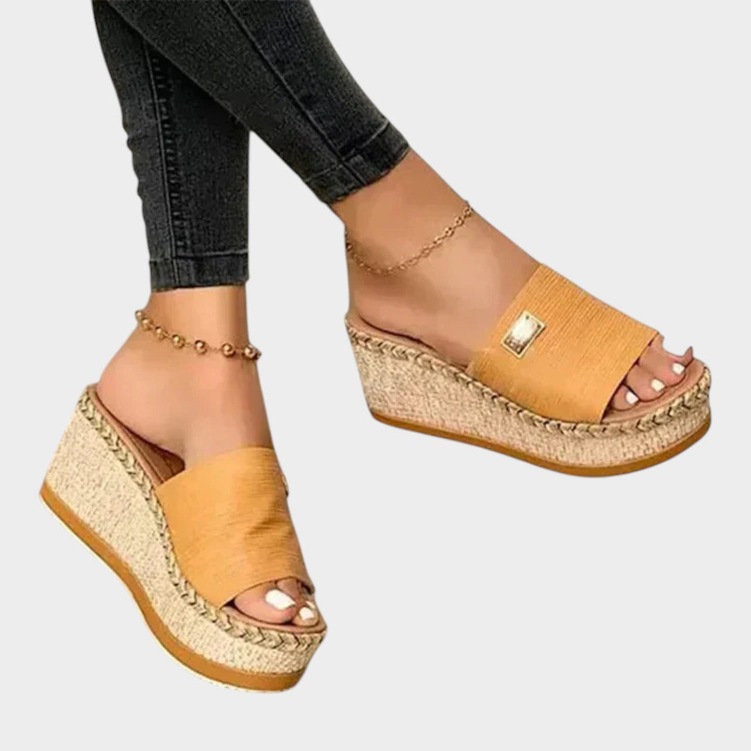 Chic Women&