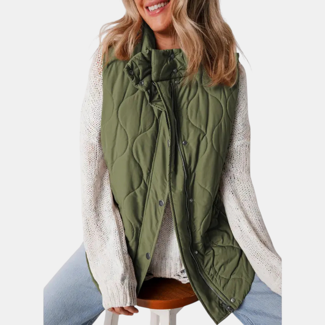 Women’s Sleeveless Jacket Button Front with Practical Pockets