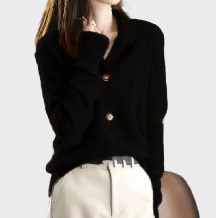Elegant and Comfortable Knitted Cardigan