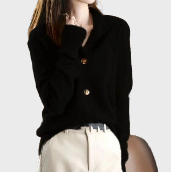 Elegant and Comfortable Knitted Cardigan