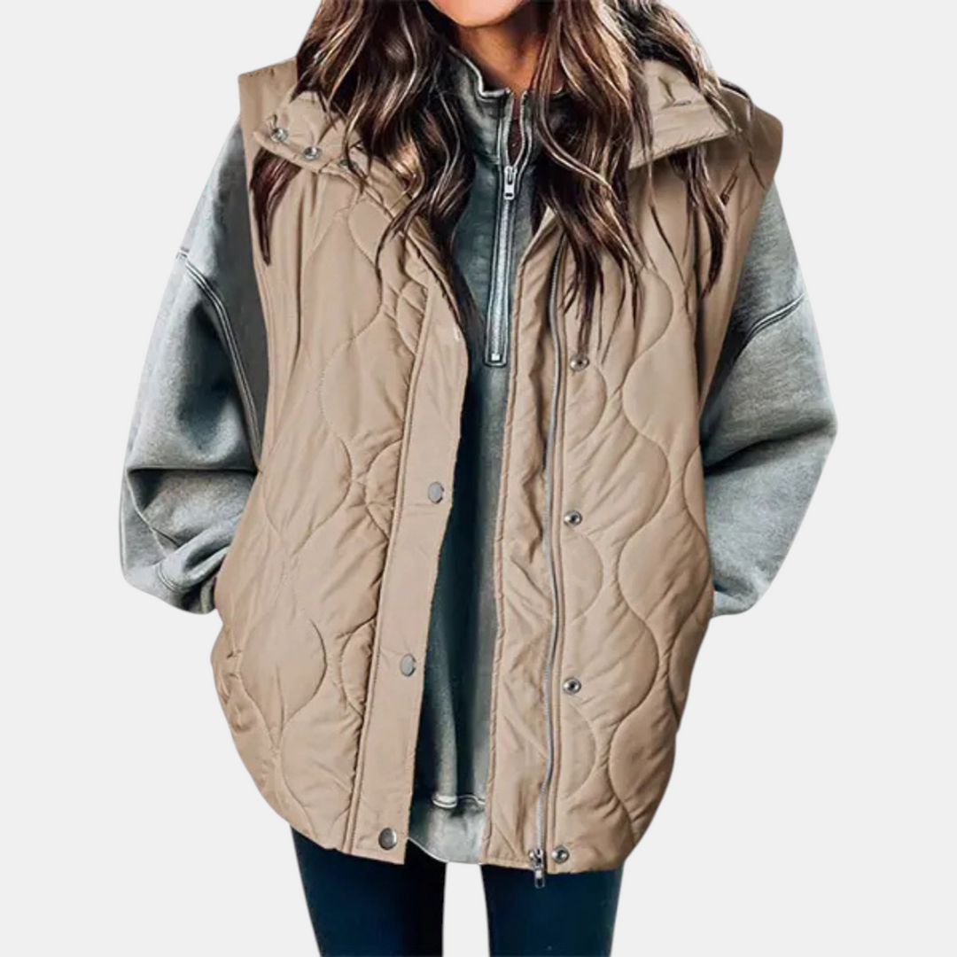 Women’s Sleeveless Jacket Button Front with Practical Pockets