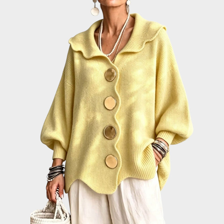 Women’s Oversized Knit Cardigan Statement Button Collar