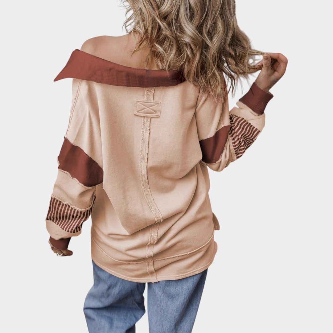 Women’s Knit Sweatshirt V Neck Striped Design