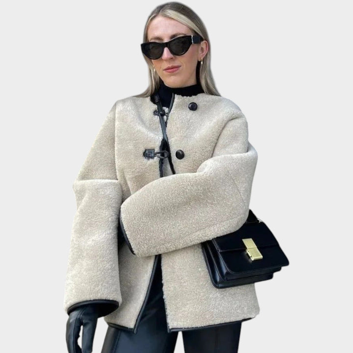 Women’s Faux-Fur Coat Cropped Pocket Detail