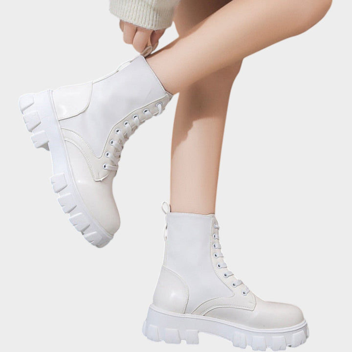 Leather Leather Ankle Boots with Chunky Sole and Zip Detail