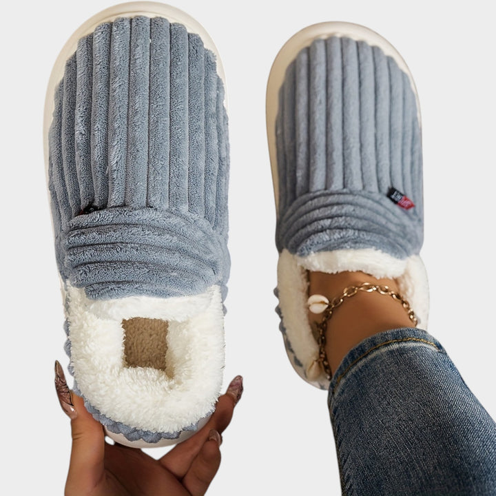 Women’s Fleece Lined Slippers Warm Plush Thick Sole Non-Slip