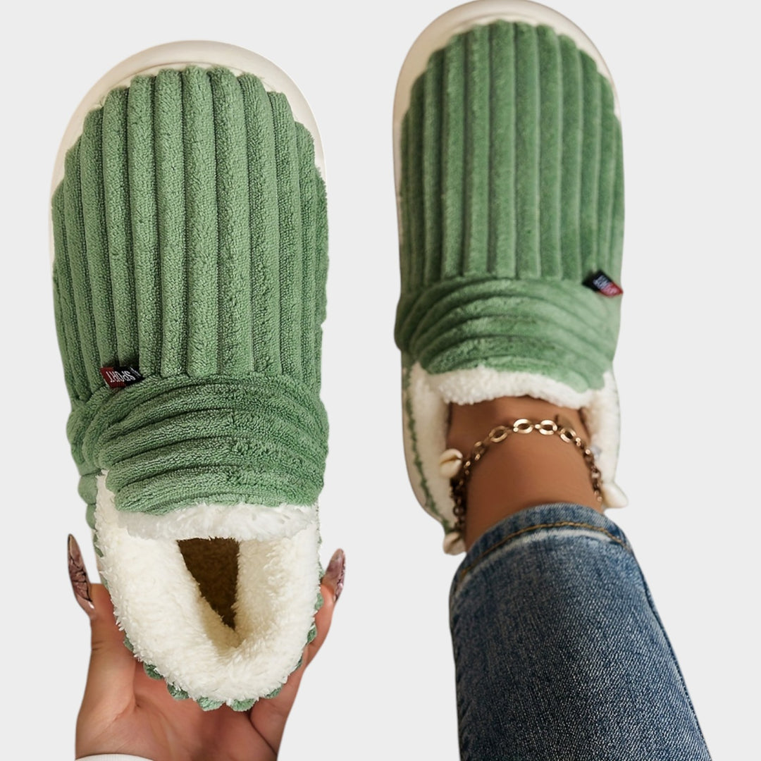 Women’s Fleece Lined Slippers Warm Plush Thick Sole Non-Slip