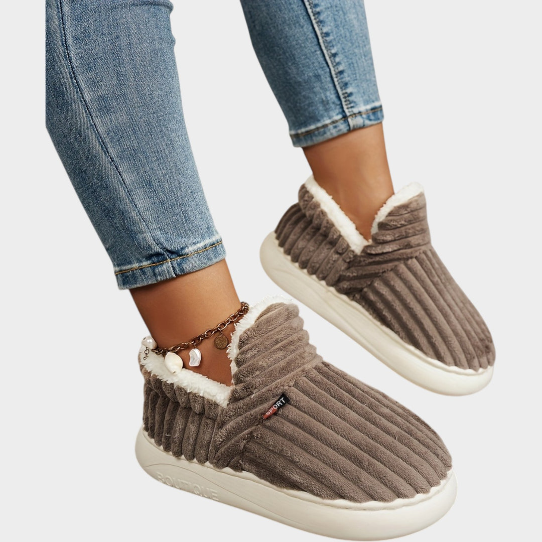 Women’s Fleece Lined Slippers Warm Plush Thick Sole Non-Slip
